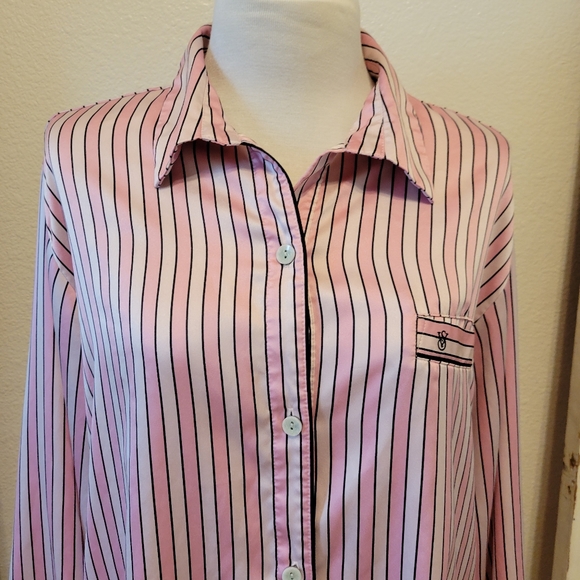 Victoria's Secret Signature striped  pajama shirt - Picture 2 of 10